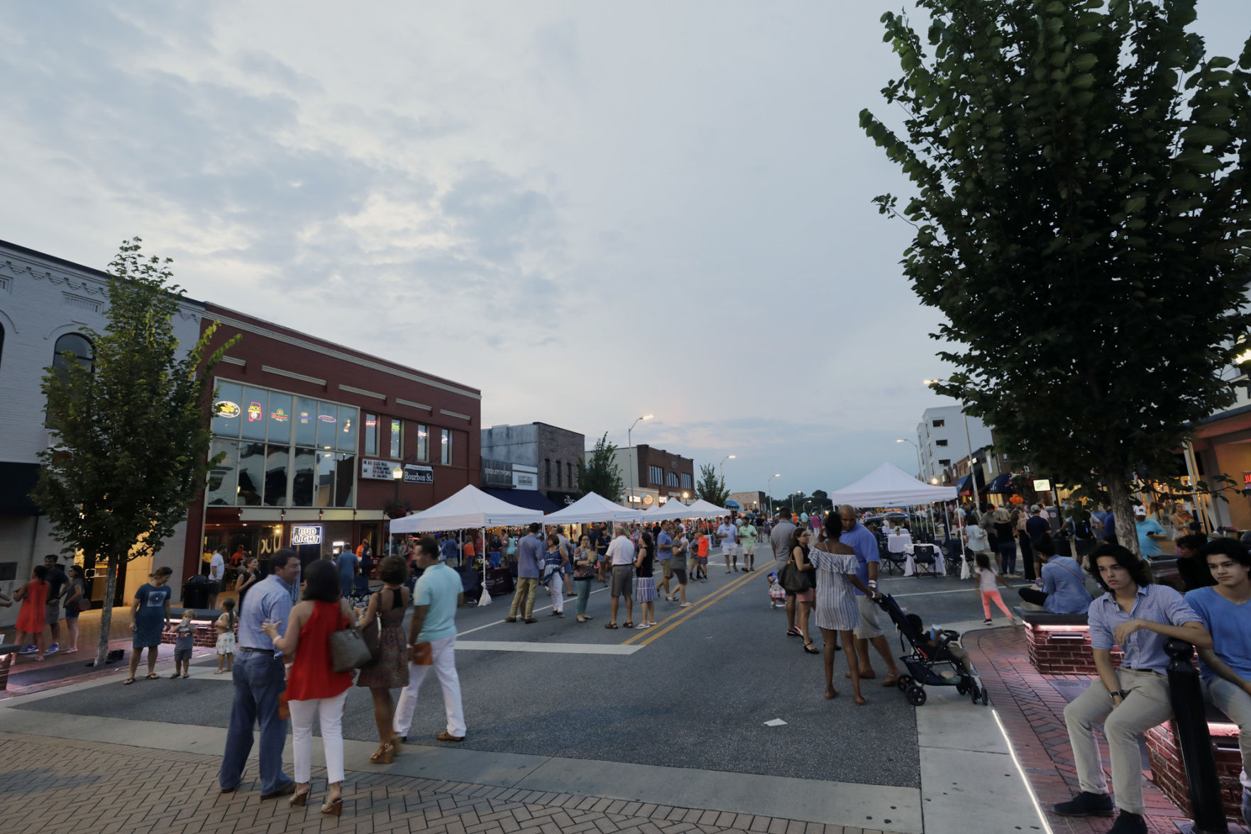 Cheers on the Corner 2017